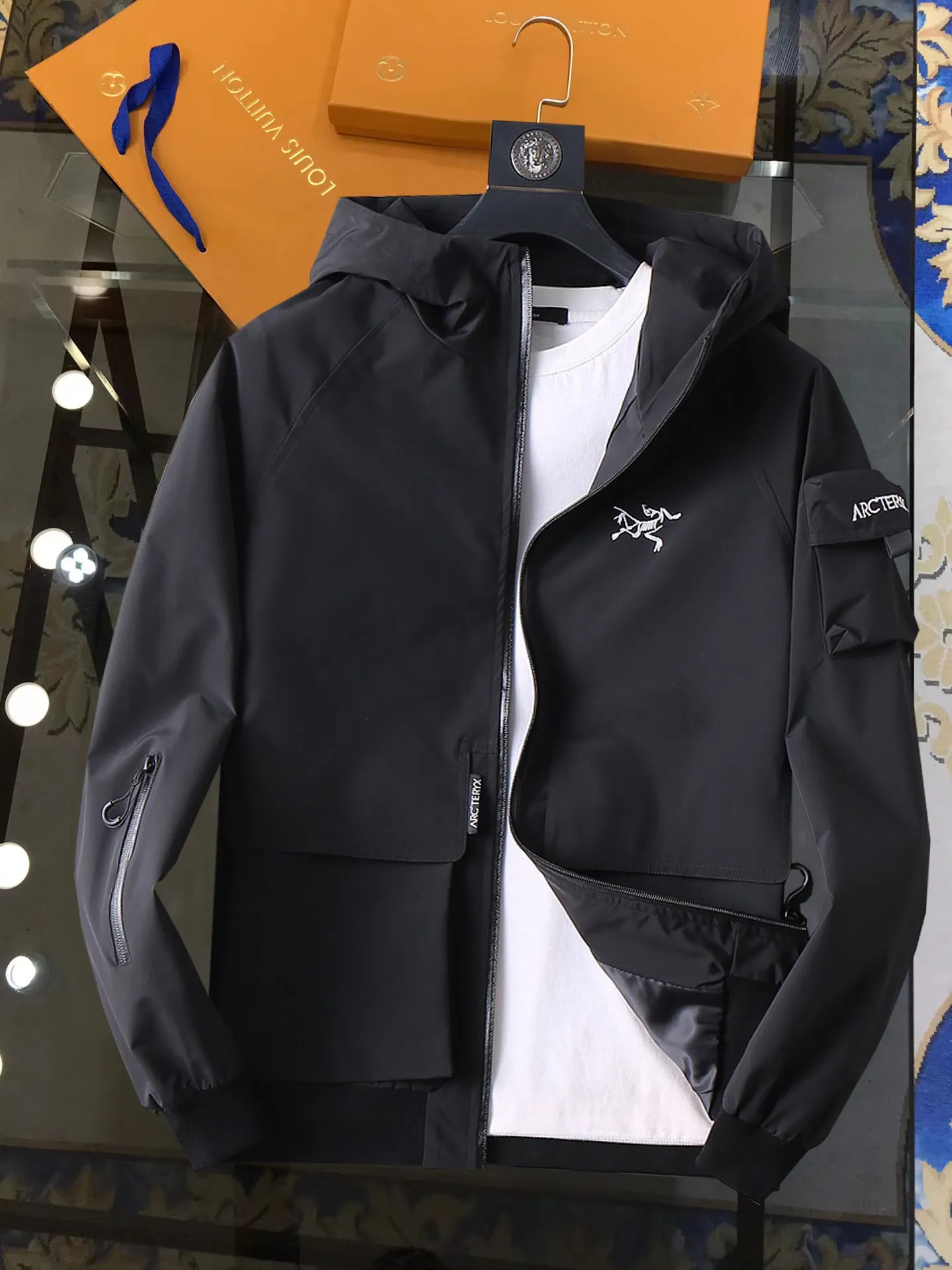 Same Style， ， ！2026 New Arrival ，Original Premium ！ Breathable ， ， ， Quality。 ！ ， ！Sizes：M～3XL